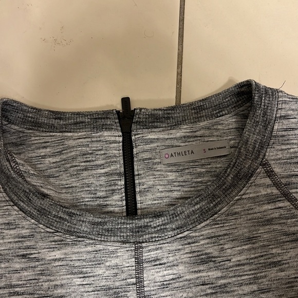 Athleta short sleeve gray dress small - Picture 2 of 2